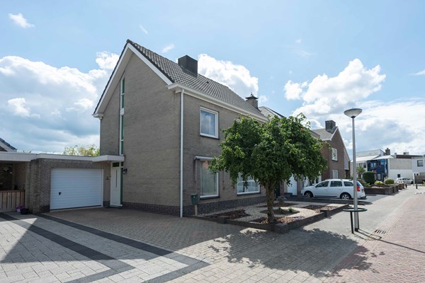 Te koop: Lijsterstraat 6, 4711 JN St. Willebrord